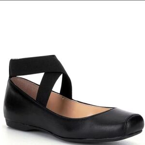 Jessica Simpson Mandalaye Square Toe Cross Strap Square Toe Ballet Flats 7M